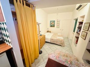 Imagen de la galería de Alloggio Conte Diva - Immobilevante, en Ponza