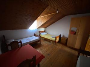 Imagen de la galería de Uncle house, en Shkodër