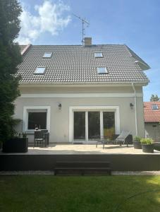 Το κτήριο όπου στεγάζεται  η παραθεριστική κατοικία +21 φωτογραφίες