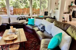 ManzanitaにあるBainbridge Island Group Retreat with Pickleball!のギャラリーの写真