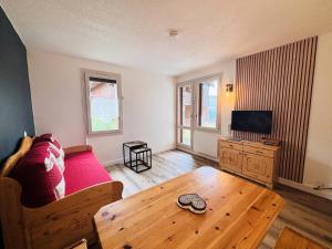 Μια τηλεόραση ή/και κέντρο ψυχαγωγίας στο Résidence La Boussole - Studio pour 2 personnes de 20m² MAE-0381