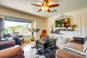 Fotografie z fotogalerie ubytování Spacious Family Oasis in Cave Creek! v destinaci Cave Creek