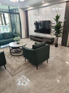 Posezení v ubytování Sesame Cottage - Modern Spacious 1Br W Netflix, Playhouse and Free Airport Pick Ups
