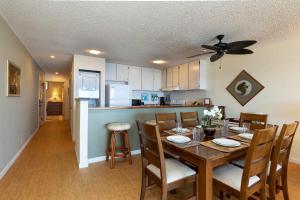 Köök või kööginurk majutusasutuses Ocean View 2BR Home in Kailua-Kona