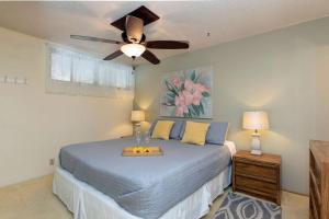 Voodi või voodid majutusasutuse Ocean View 2BR Home in Kailua-Kona toas