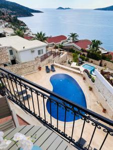 Bazén v ubytování olumpus Apartman Kalkan nebo v jeho okolí