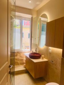 Koupelna v ubytování Corcyra Collection