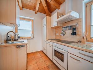 A kitchen or kitchenette at IndieBerge