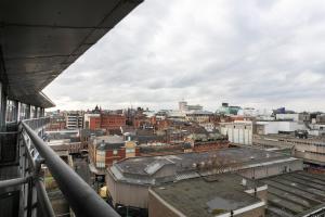 Udsigt til Nottingham eller udsigt til byen taget fra lejligheden