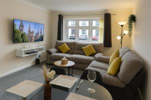 Χώρος καθιστικού στο Elegant 2 Bed-Ground Floor