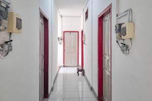 Fotografie z fotogalerie ubytování Urbanview Hotel Executive Residence Semarang by RedDoorz v destinaci Candi