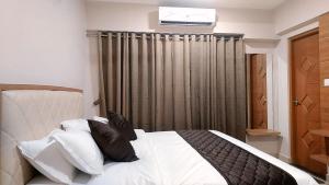 ネドゥムバセリーにあるLavender Airport Suiteのギャラリーの写真 +27枚の写真