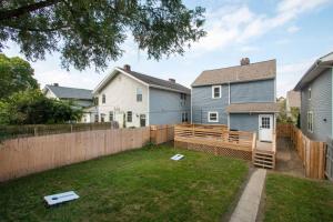 Budova, kde se prázdninový dům nachází