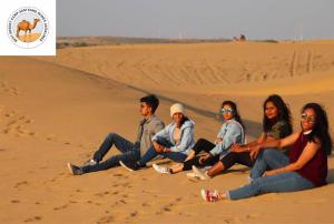 入住Best Desert camp sam sand dunes Jaisalmer的客人
