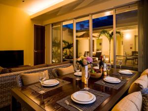 Istumisnurk majutusasutuses Ahman Suite Villa Sumuide