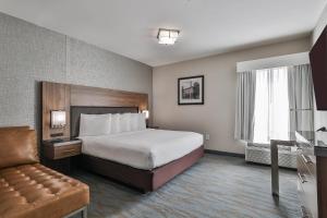 The Penn Stroud, Stroudsburg - Poconos, Ascend Hotel Collection客房内的一张或多张床位