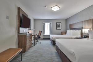 The Penn Stroud, Stroudsburg - Poconos, Ascend Hotel Collection客房内的一张或多张床位