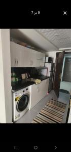 Dapur atau dapur kecil di شاليه خاص بمنتجع اسكاندك ريزورت
