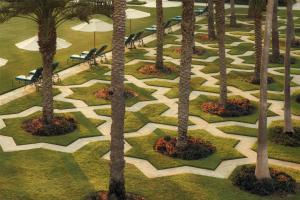 One&Only Royal Mirage Resort Dubai外面的花园