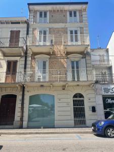 The building in which Az apartmant is located