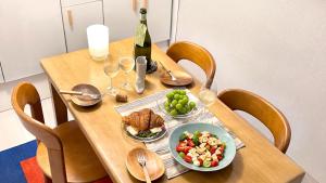 Jídlo v apartmánu nebo okolí