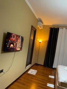 Μια τηλεόραση ή/και κέντρο ψυχαγωγίας στο Prestige Hotel