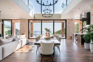 Гостиная зона в Dummy Greece