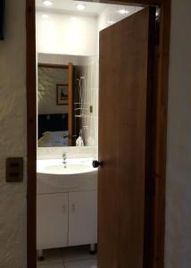Koupelna v ubytování Stellamar Apart Hotel