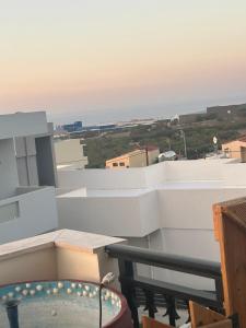 Balkón nebo terasa v ubytování Kallithea View