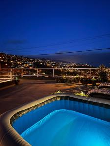 Bazén v ubytování Miguels Seaview Corner nebo v jeho okolí