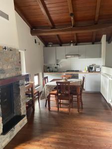 Kuchyň nebo kuchyňský kout v ubytování Casa San Bartolomeo