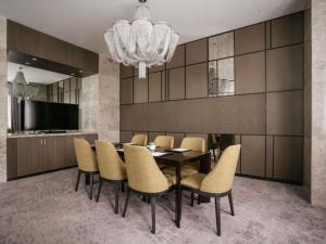 TV a/nebo společenská místnost v ubytování Grand Mercure Shanghai Hongqiao