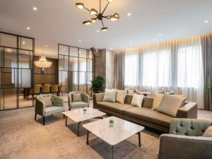 Posezení v ubytování Grand Mercure Shanghai Hongqiao