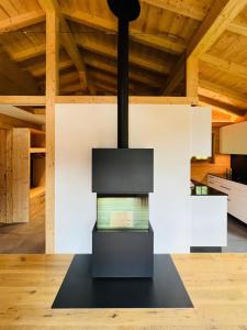 Fotografie z fotogalerie ubytování Chalet Spatz Loft Kandersteg Oeschinen Lake v destinaci Kandersteg