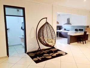 Η κουζίνα ή μικρή κουζίνα στο Lizzy Private Rooms +30 φωτογραφίες