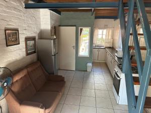 Η κουζίνα ή μικρή κουζίνα στο Aintree Lodge +50 φωτογραφίες