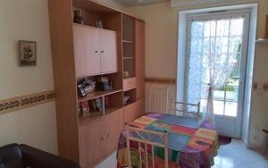 Η κουζίνα ή μικρή κουζίνα στο La Maison Bleue