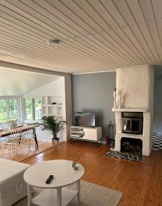 Η κουζίνα ή μικρή κουζίνα στο Mysig stuga