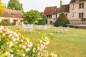 ReillyにあるDOMAINE ST GERMERの庭の一群 +37枚の写真