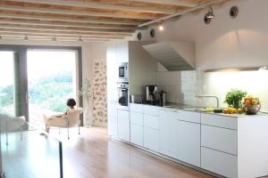 Køkken eller tekøkken på 5-Star Elegance Awaits: Mallorca Villa 1008