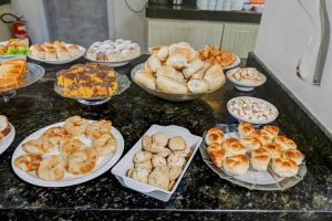 Comida no hotel ou em algum lugar perto