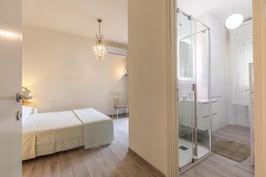 A bathroom at La Magnolia