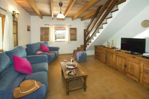 Posezení v ubytování Villa Vinya by Villa Plus