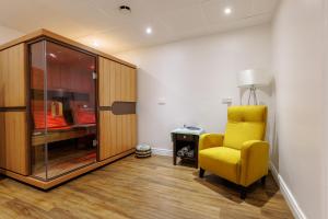 Predel za sedenje v nastanitvi Inishowen Gateway Hotel