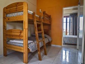 Postel nebo postele na pokoji v ubytování Sea Breeze Apartments