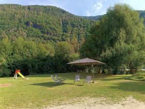 Φυσικό τοπίο κοντά σε αυτή η παραθεριστική κατοικία +16 φωτογραφίες