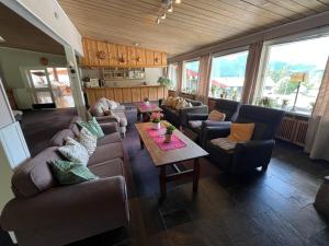 Posezení v ubytování Hallingskarvet Fjellstue as