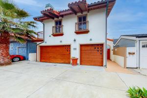 Το κτήριο όπου στεγάζεται  η παραθεριστική κατοικία