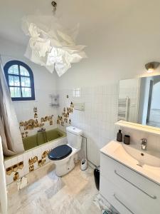Bilik mandi di L'azur Provençal