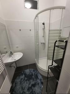 Et badeværelse på Sapphire Suite